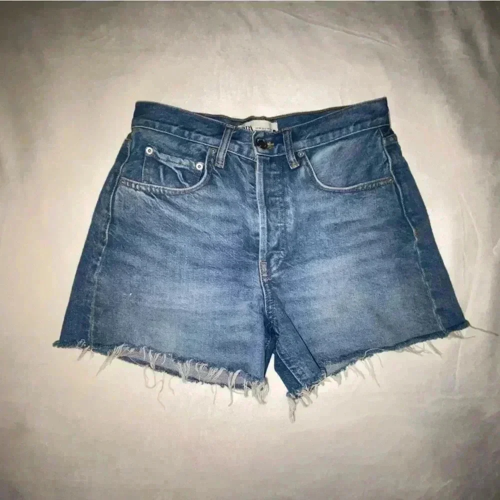 Zara Denim Mom Jean Shorts